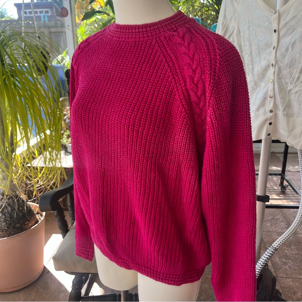 Vintage Women's Crew Neck Sweater - Pink - Picture 9 of 11